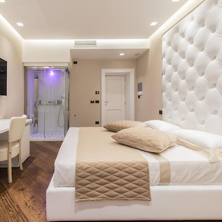 Lux Suites In Roma Экстерьер фото