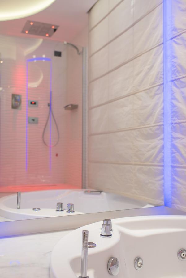 Lux Suites In Roma Экстерьер фото