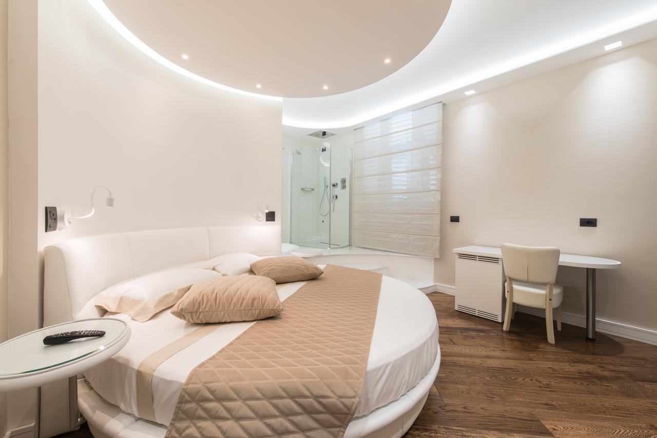 Lux Suites In Roma Экстерьер фото